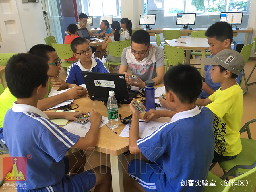 <a href='http://www.bcmwl.com' target='1' style='font-size:14px; font-weight:bold; color:#0080ff;'>創(chuàng)客實(shí)驗(yàn)室</a>