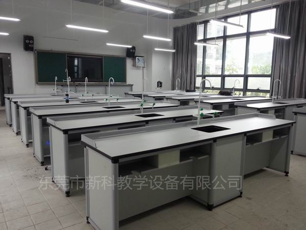 <a href='http://www.bcmwl.com/chanpin/53-1.html' target='1' style='font-size:18px; font-weight:bold; color:#000000;'>科學(xué)實(shí)驗(yàn)室</a>設(shè)備