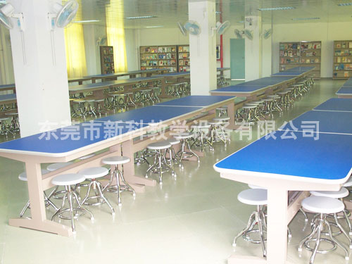 <a href='http://www.bcmwl.com/chanpin/110-1.html' target='1' style='font-size:18px; font-weight:bold; color:#000000;'>圖書閱覽室</a>8