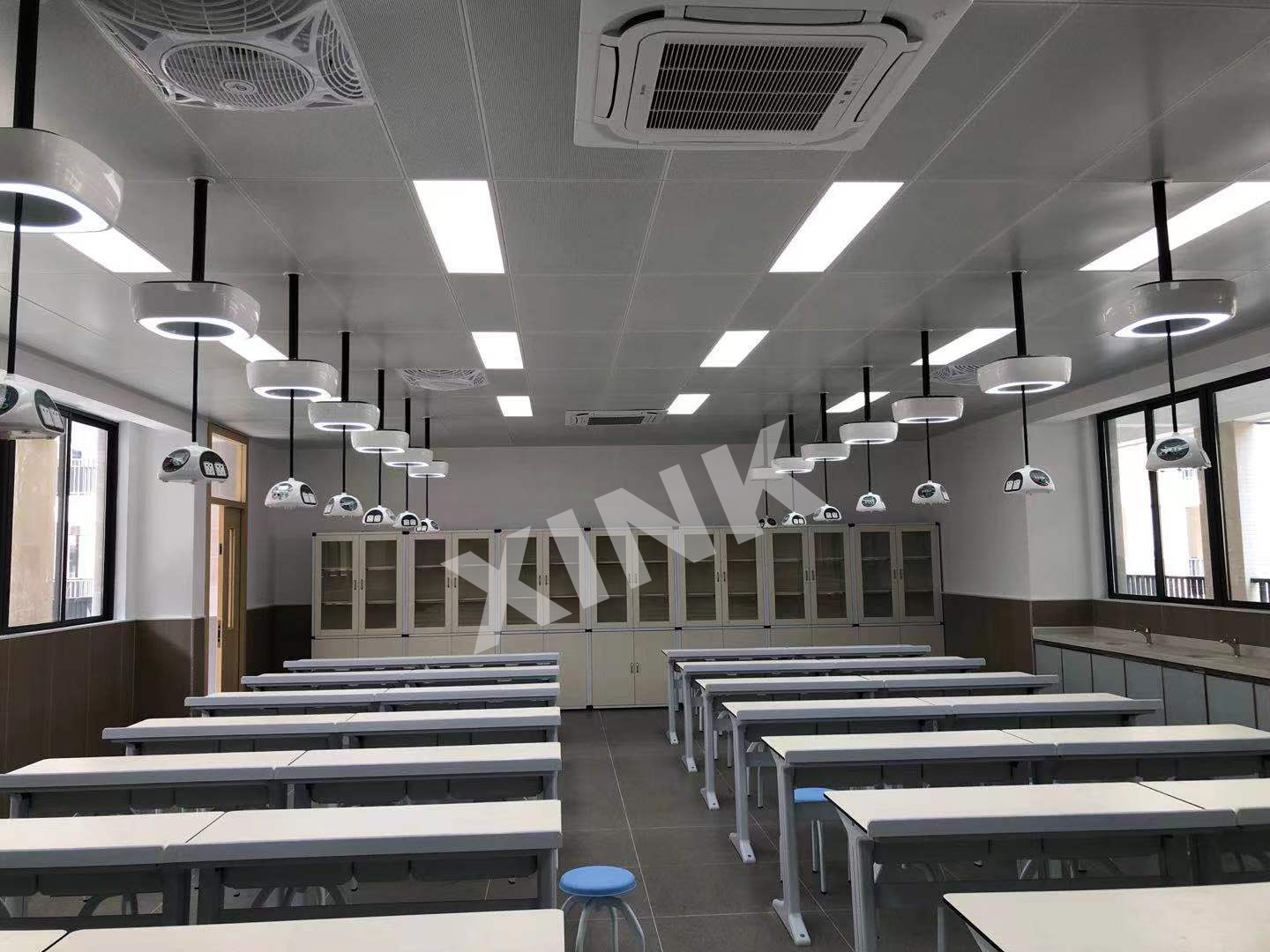 <a href='http://www.bcmwl.com/' target='1' style='font-size:14px; font-weight:bold; color:#0080ff;'>物理實(shí)驗(yàn)室</a>