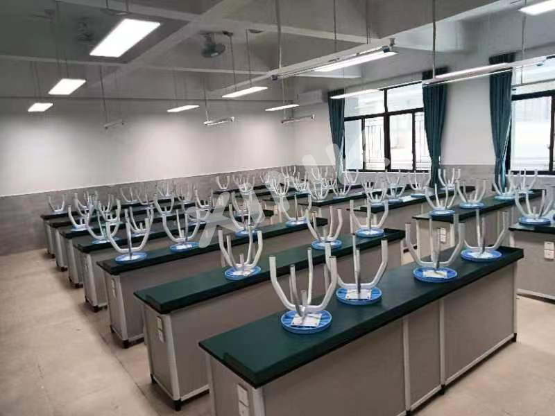 <a href='http://www.bcmwl.com/' target='1' style='font-size:14px; font-weight:bold; color:#0080ff;'>物理實驗室</a>