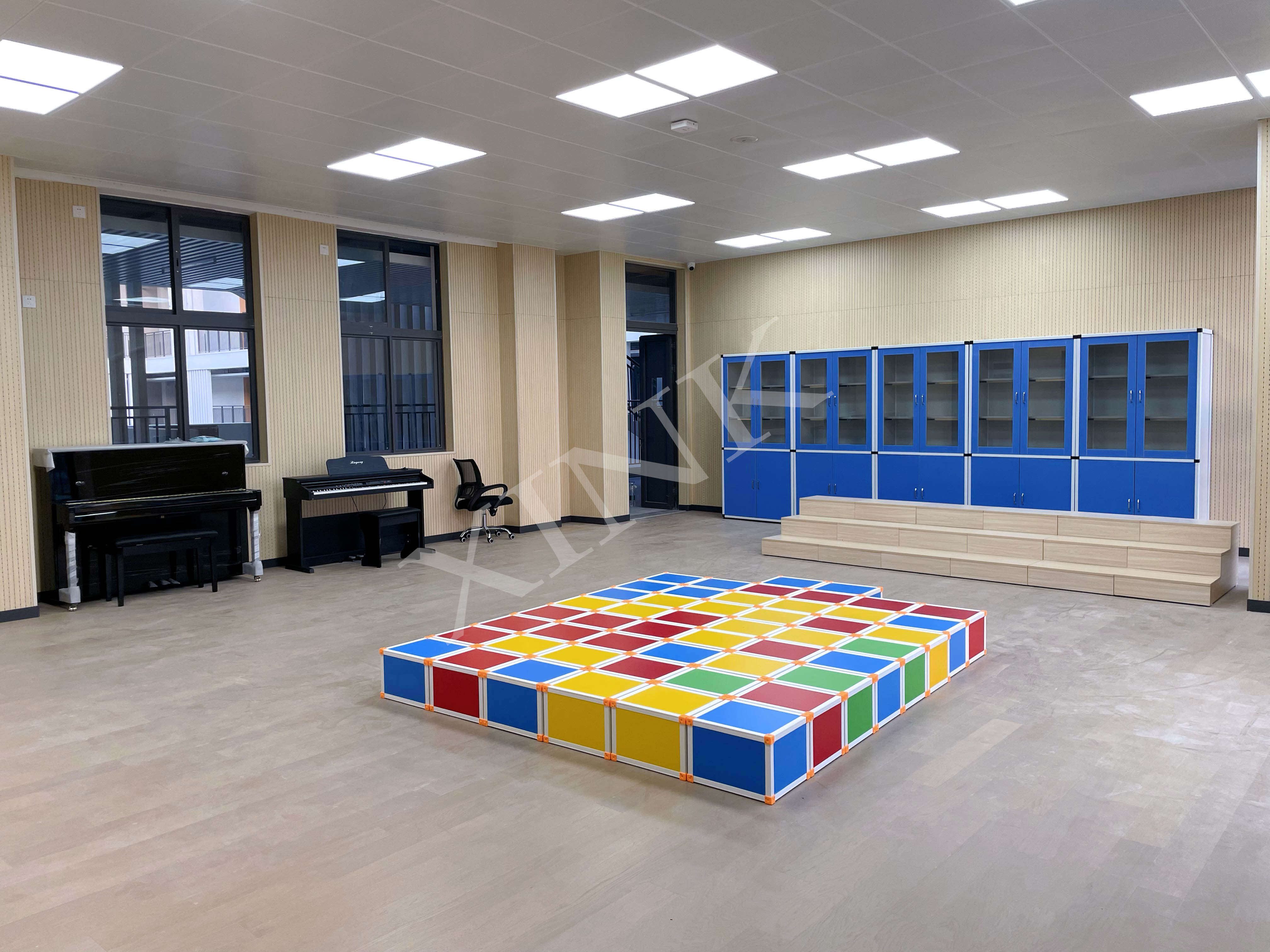 <a href='http://www.bcmwl.com/chanpin/59-1.html' target='1' style='font-size:18px; font-weight:bold; color:#000000;'>舞蹈室</a>