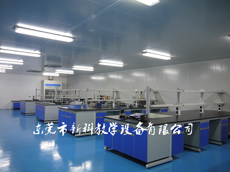 <a href='http://www.bcmwl.com/products/63-1.html' target='1' style='font-size:18px; font-weight:bold; color:#000000;'>中央實驗臺</a>案例